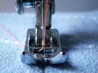 Choosing the right sewing machine needle